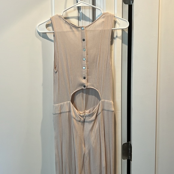 Jumpsuit - Picture 5 of 5